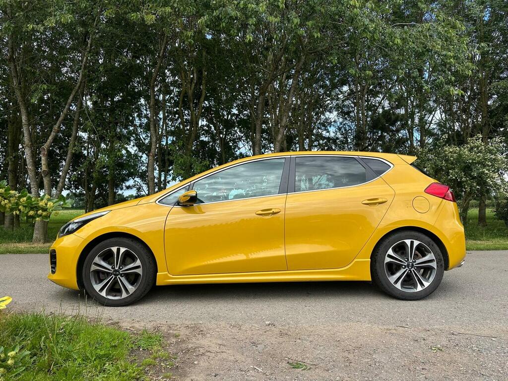 Kia Ceed 1.6 Crdi Gt-line Euro 6 Ss Yellow #4