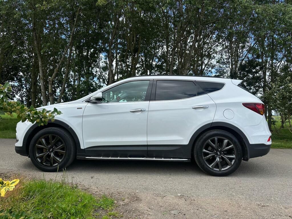 Hyundai Santa Fe 2.2 Crdi Blue Drive Wiggins Edition 4Wd Euro White #4