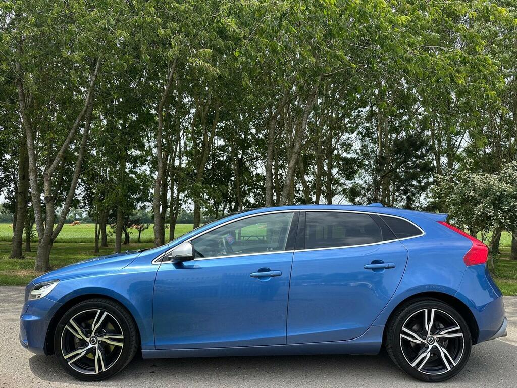 Volvo V40 Hatchback 2.0 D3 R-design Pro Euro 6 Ss 20 Blue #4