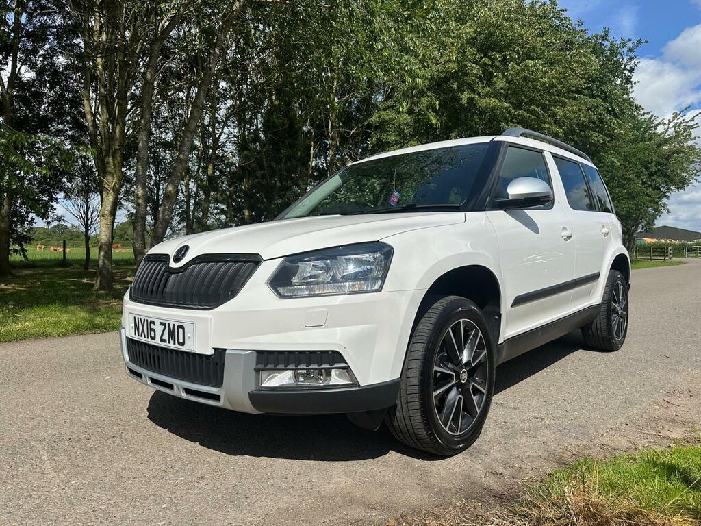 Skoda Yeti 2.0 Tdi Se Outdoor Euro 6 Ss White #3