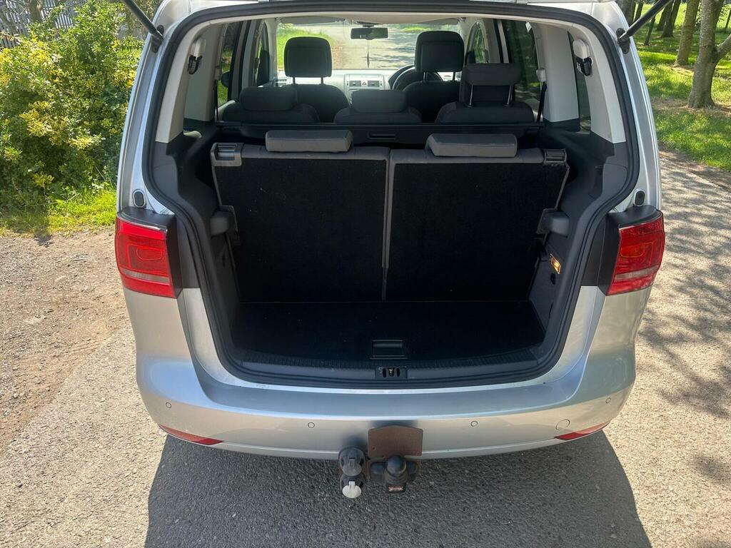 Volkswagen Touran Mpv Silver #19