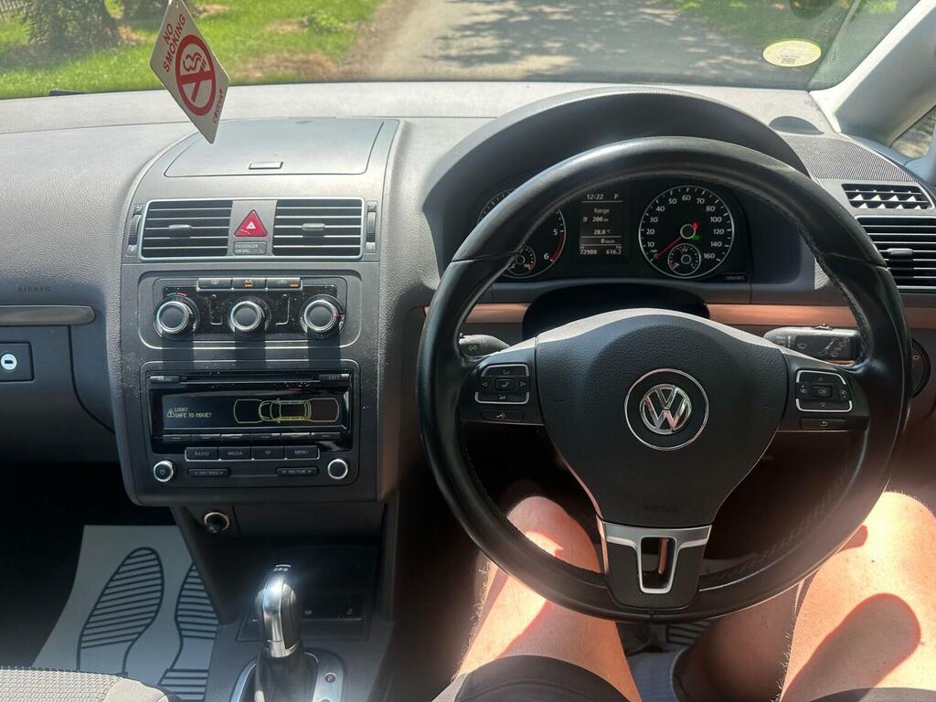 Volkswagen Touran Mpv Silver #11
