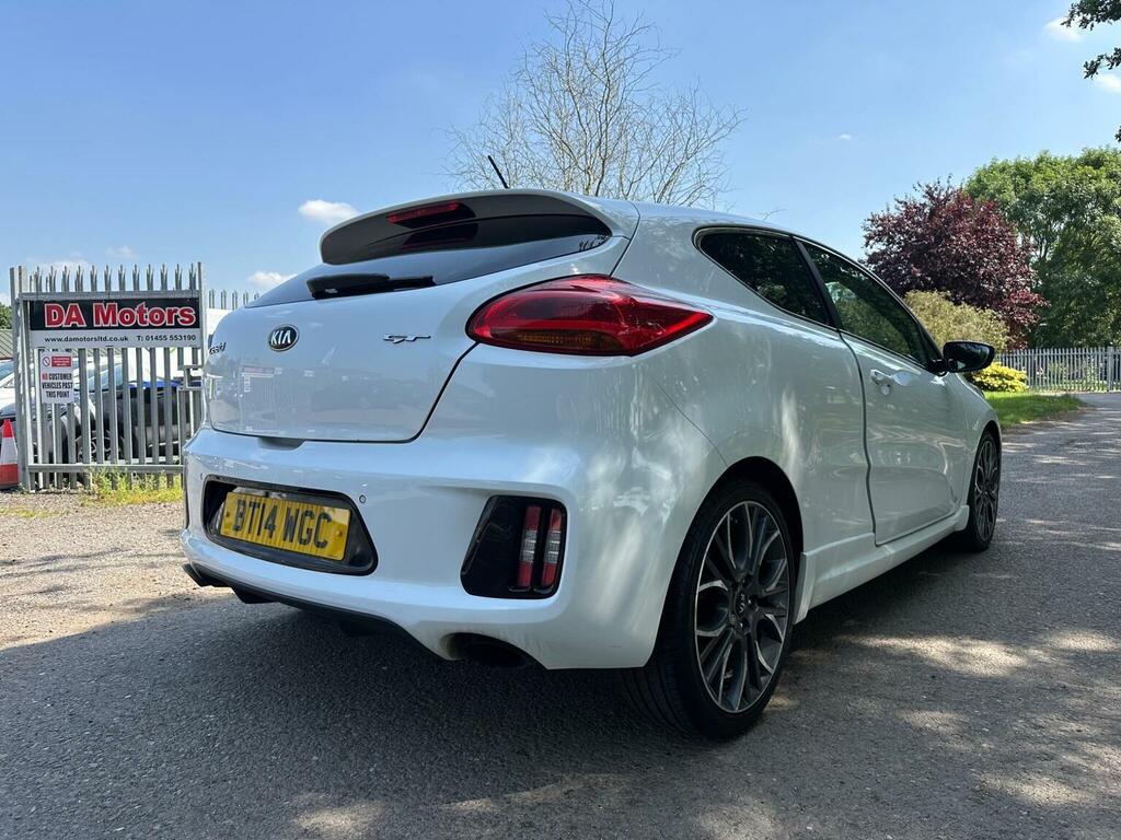 Kia Proceed Gt 3-Door Red #7