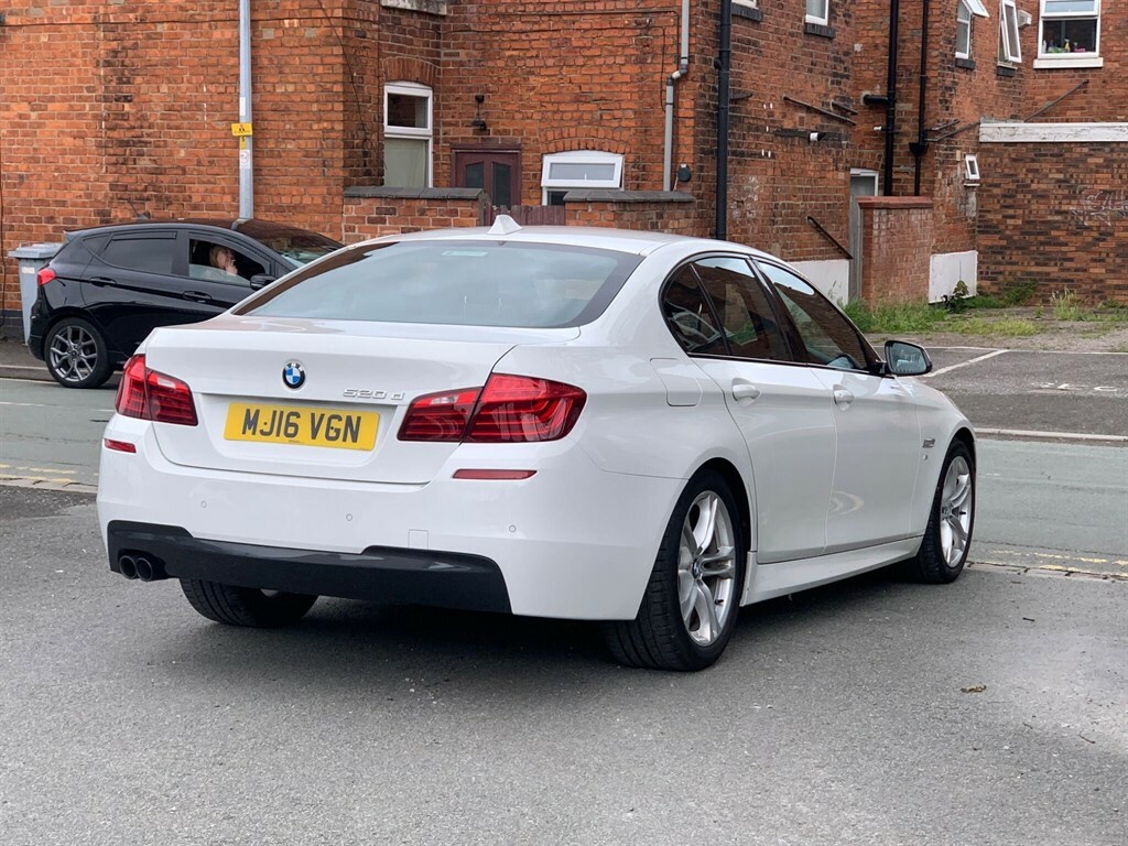 BMW 5 Series Saloon White #4