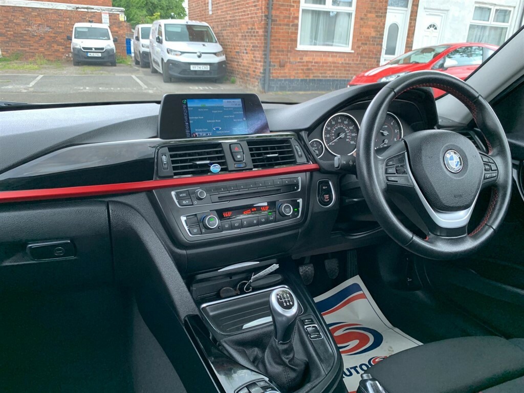 BMW 3 Series 2015 15 3.0 Red #12