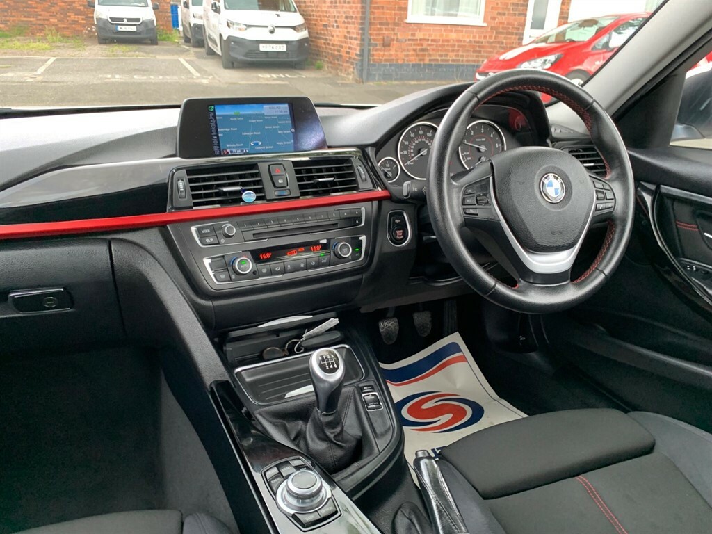 BMW 3 Series 2015 15 3.0 Red #17