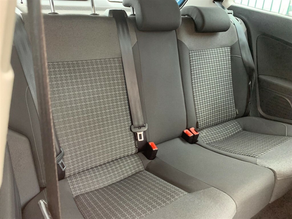 Volkswagen Polo 1L Se Blue #30