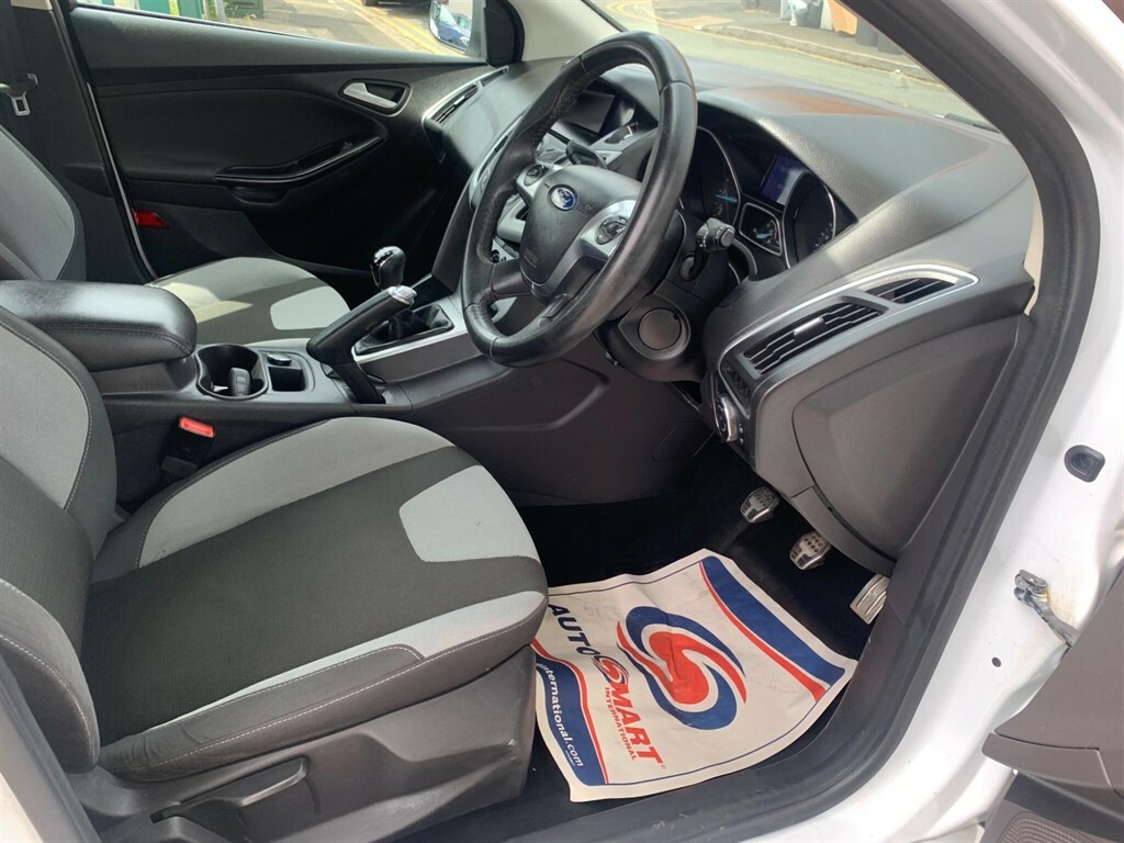 Ford Focus 2.0 Tdci Titanium X Euro 5 #24