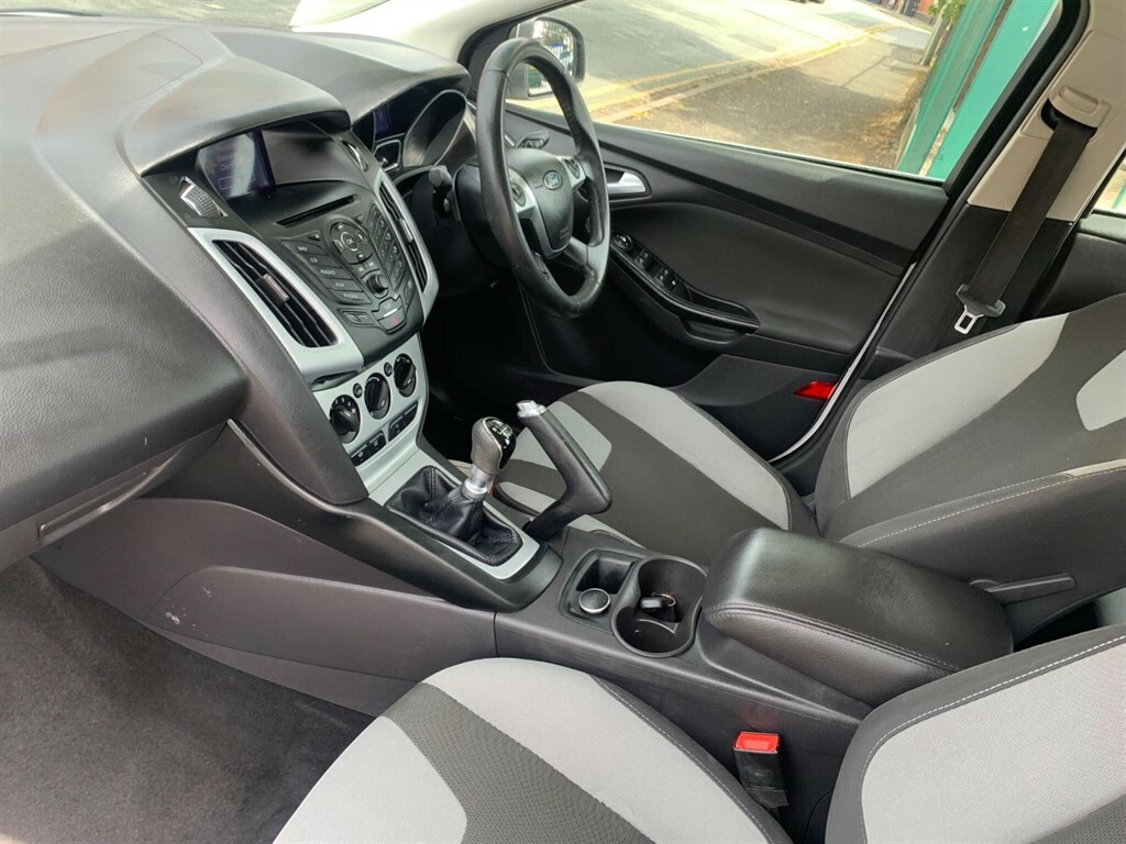 Ford Focus 2.0 Tdci Titanium X Euro 5 #13