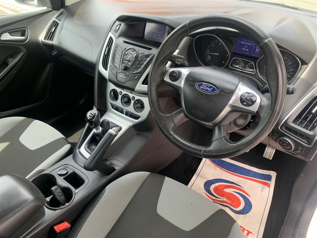Ford Focus 2.0 Tdci Titanium X Euro 5 #28