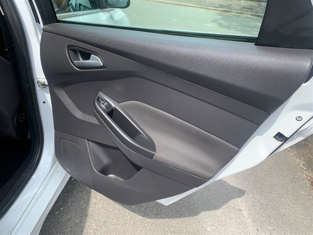 Ford Focus 2.0 Tdci Titanium X Euro 5 #22