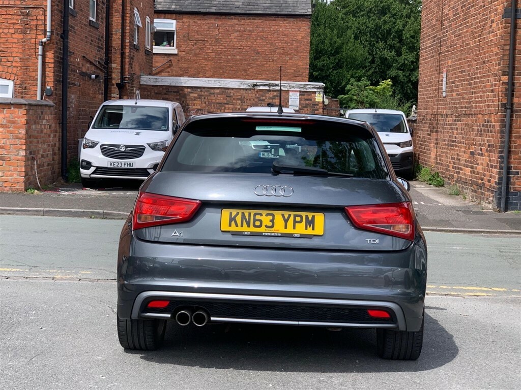 Audi A1 2.0 Tdi S Line Sportback Euro 5 Ss Grey #3