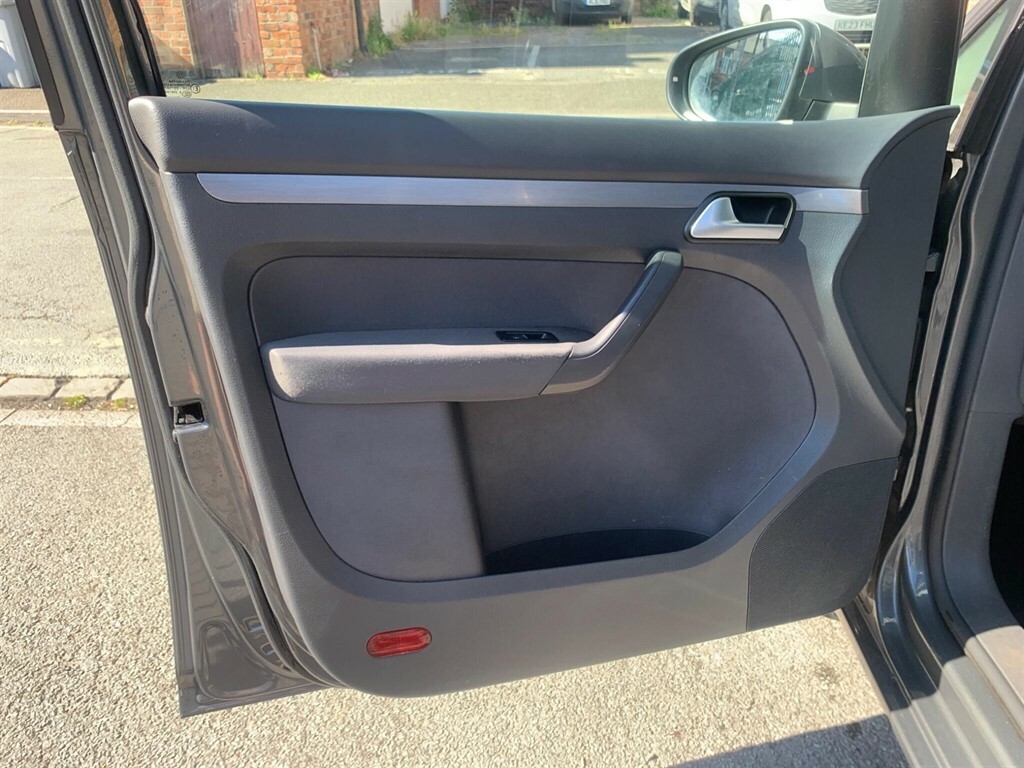 Volkswagen Touran Se Tdi Bluemotion Technology Blue #25
