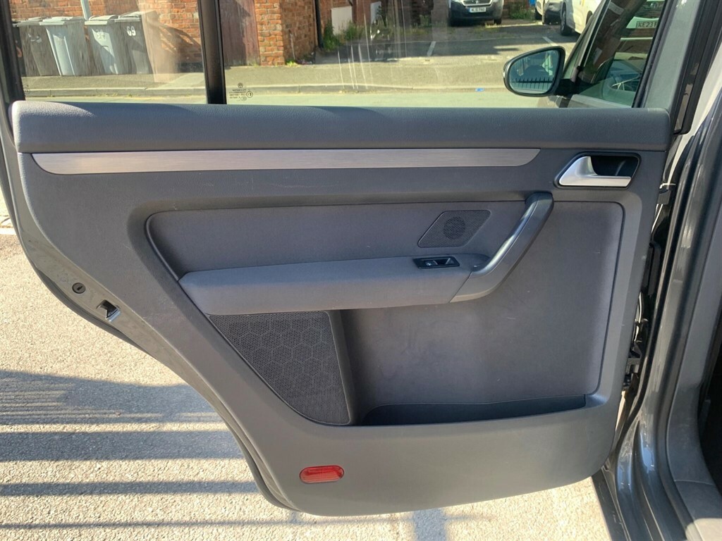 Volkswagen Touran Se Tdi Bluemotion Technology Blue #26