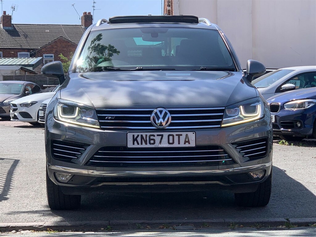 Volkswagen Touareg 3.0L V6 R-line Plus Tdi Bluemotion Technology A Black #7
