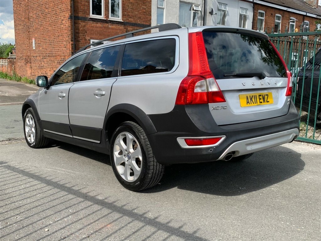 Volvo XC70 Estate Silver #4
