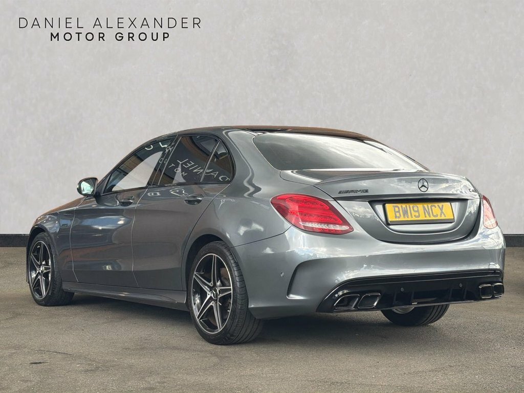 Mercedes-Benz C Class 3L Amg Grey #2