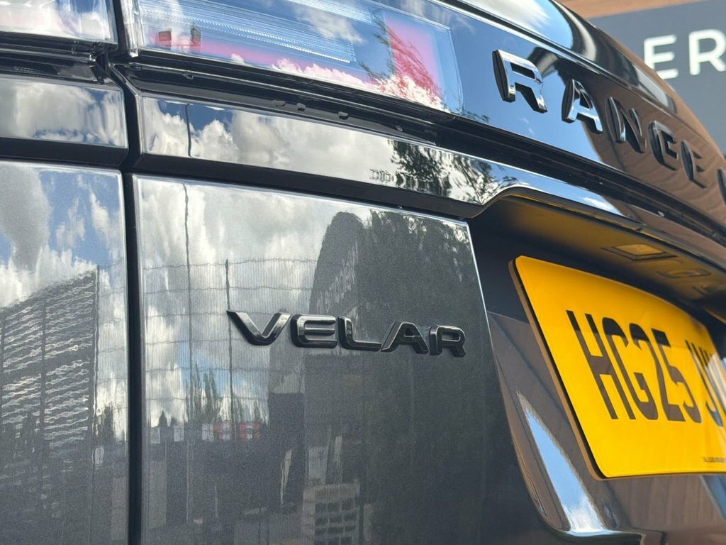 Land Rover Range Rover Velar Dynamic Se Black #32