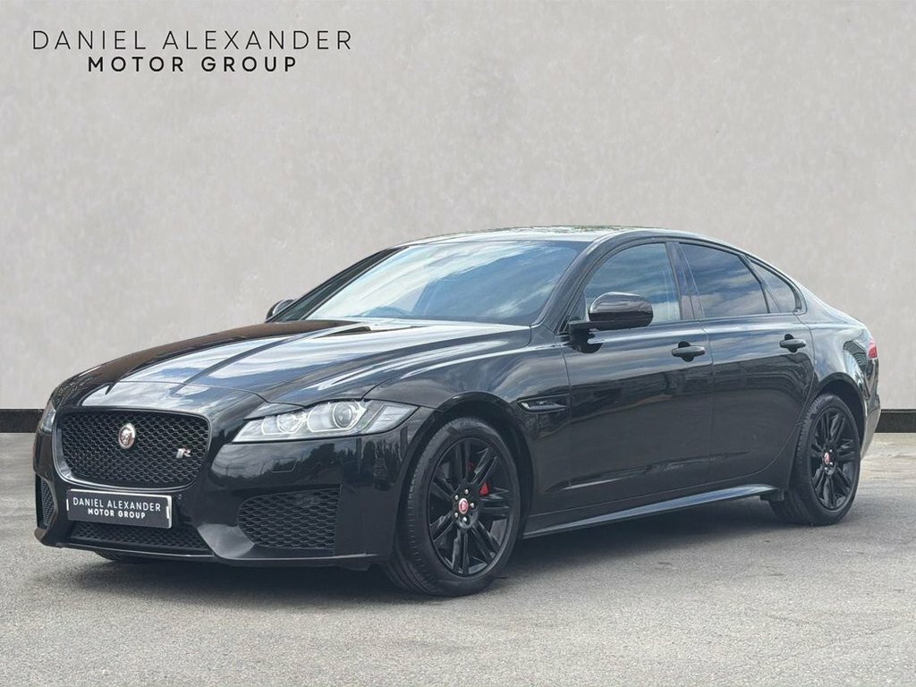 Jaguar XF 2.0D 180 Portfolio  #12
