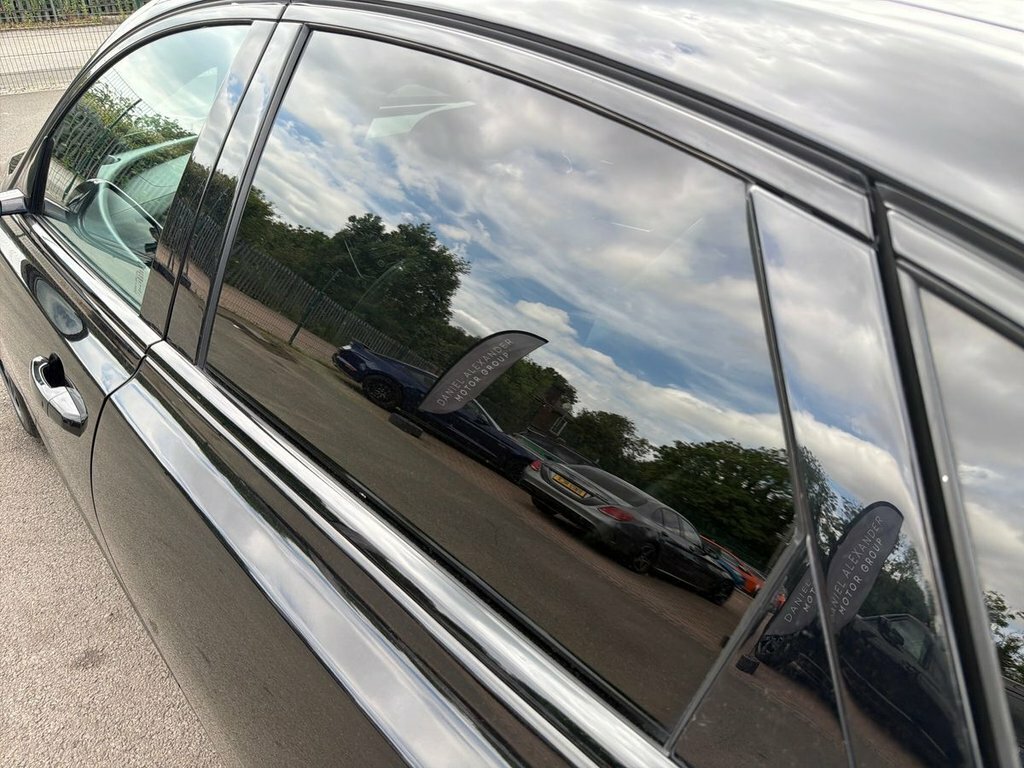 Jaguar XF 2.0D 180 Portfolio  #27