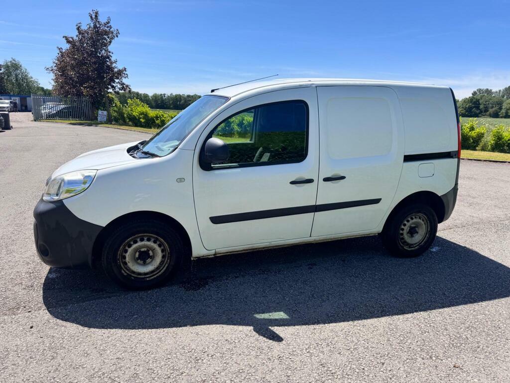 Renault Kangoo E Z.e. Green #8