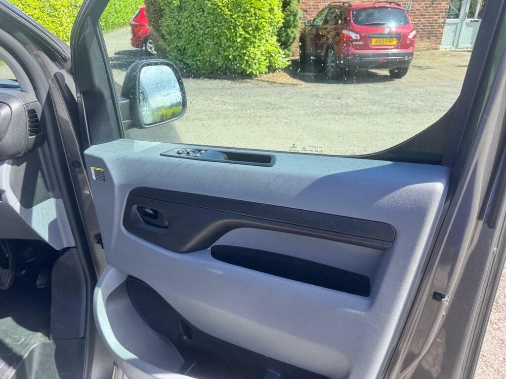 Vauxhall Vivaro L2h1 2900 Edition Ss White #21