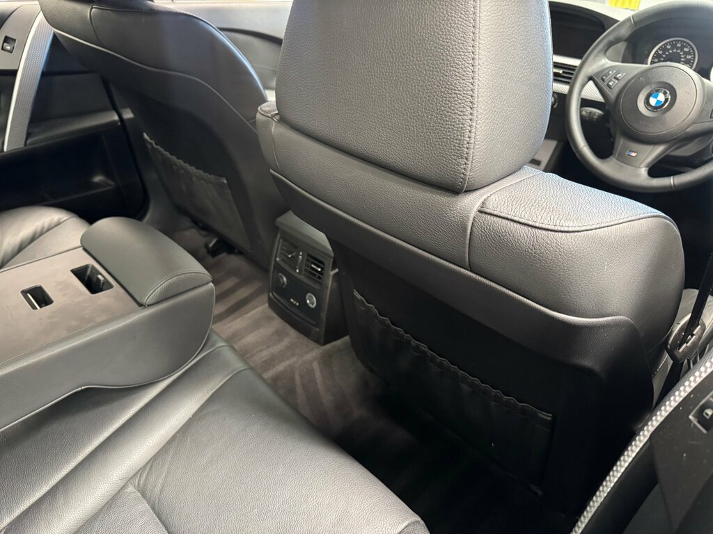 BMW 5 Series Black #18