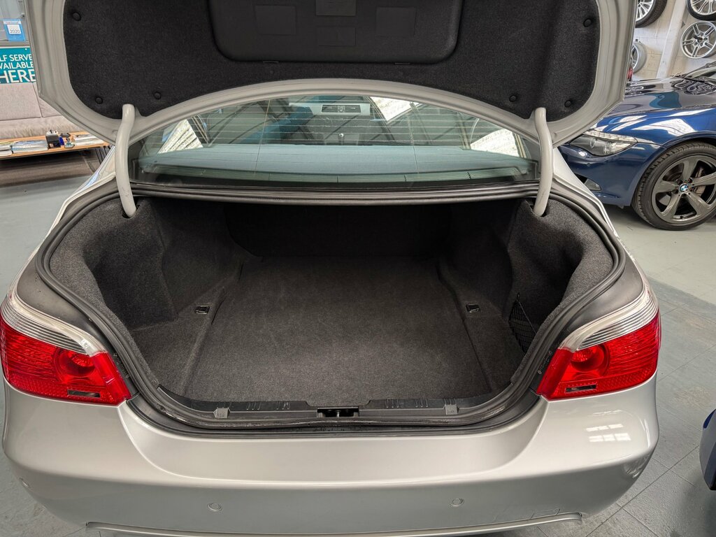 BMW 5 Series Black #32