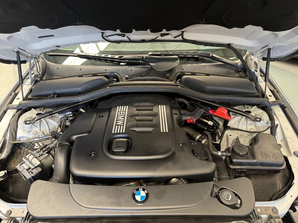 BMW 5 Series Black #37
