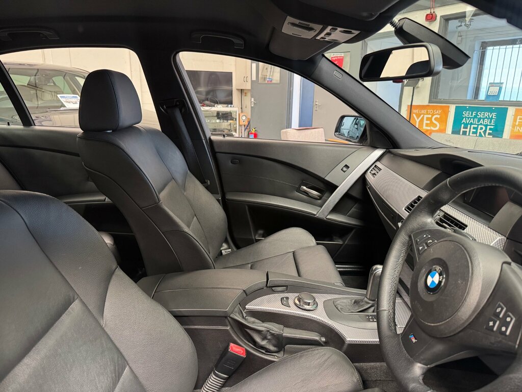 BMW 5 Series Black #12