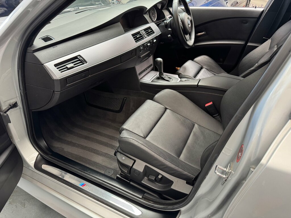 BMW 5 Series Black #24