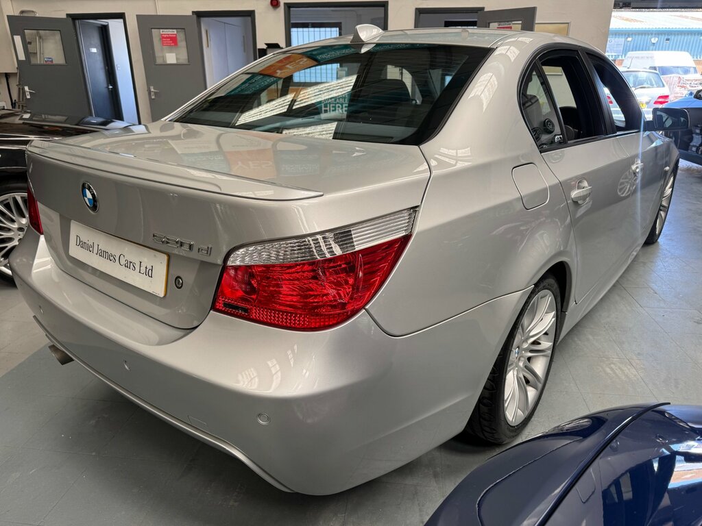 BMW 5 Series Black #4