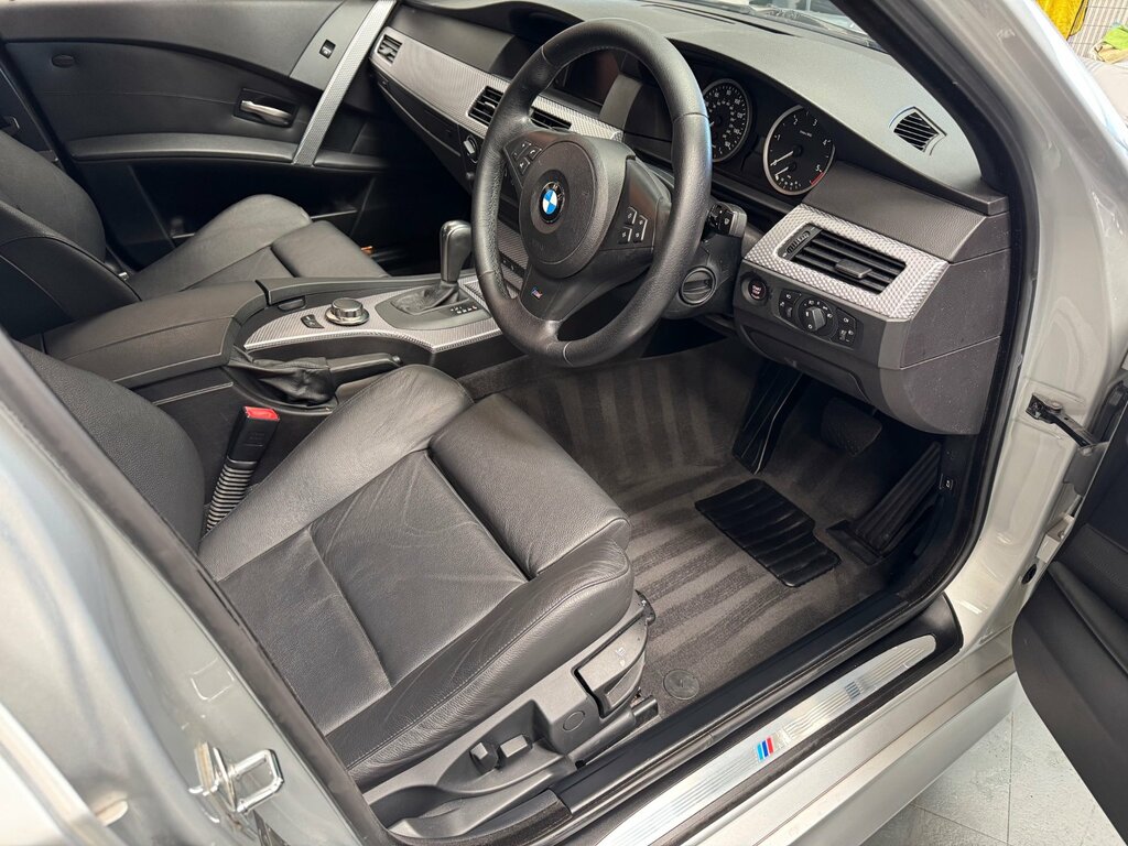 BMW 5 Series Black #27