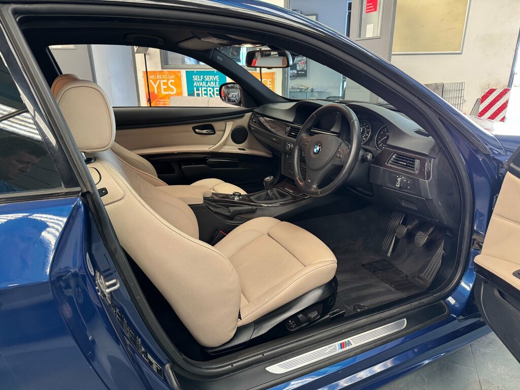 BMW 3 Series  Black #20