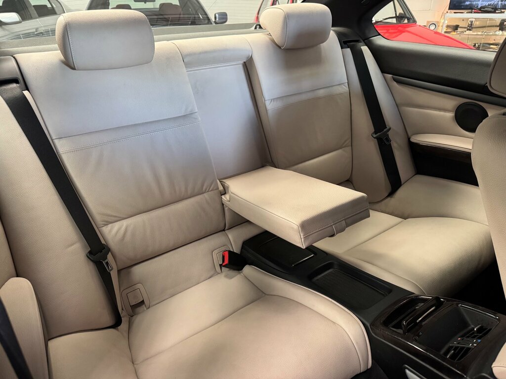 BMW 3 Series  Black #19