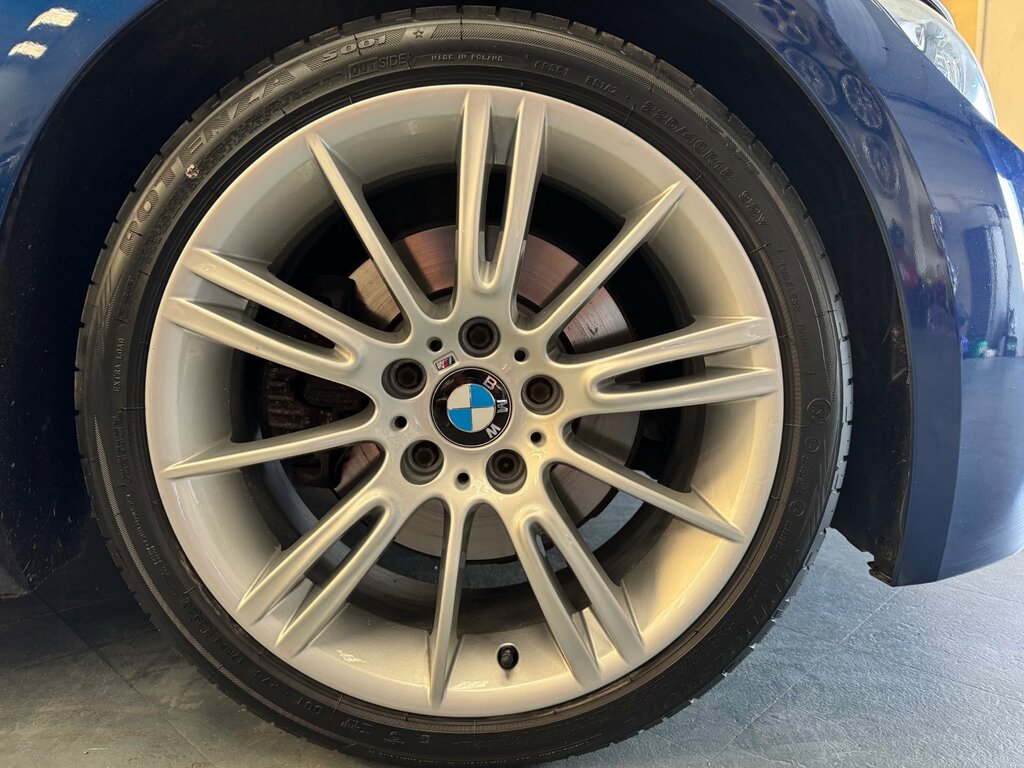 BMW 3 Series  Black #10