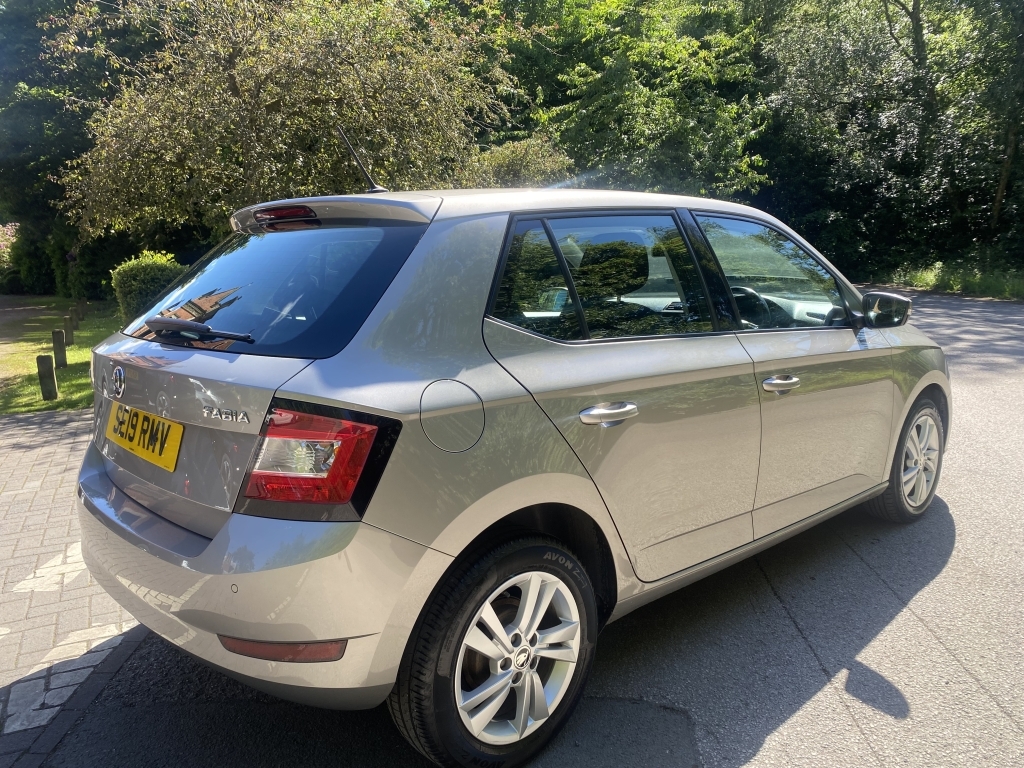 Skoda Fabia Fabia Se Mpi Beige #2