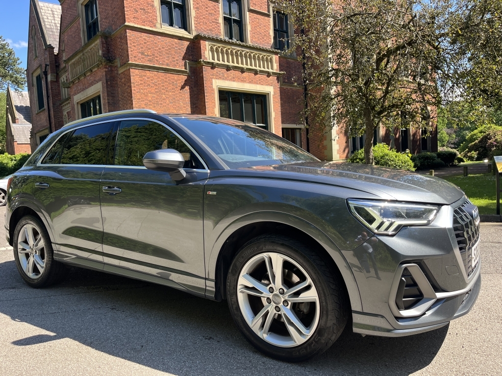 Audi Q3 Estate SD69XFY Grey #2
