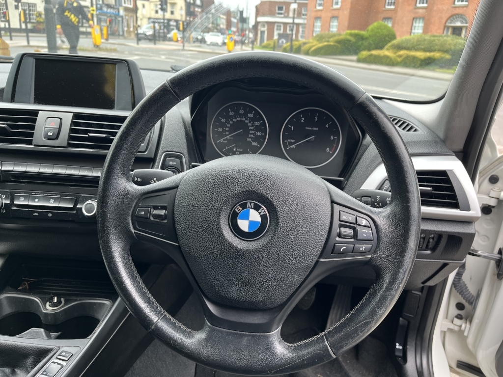 BMW 1 Series 3L Null Blue #11