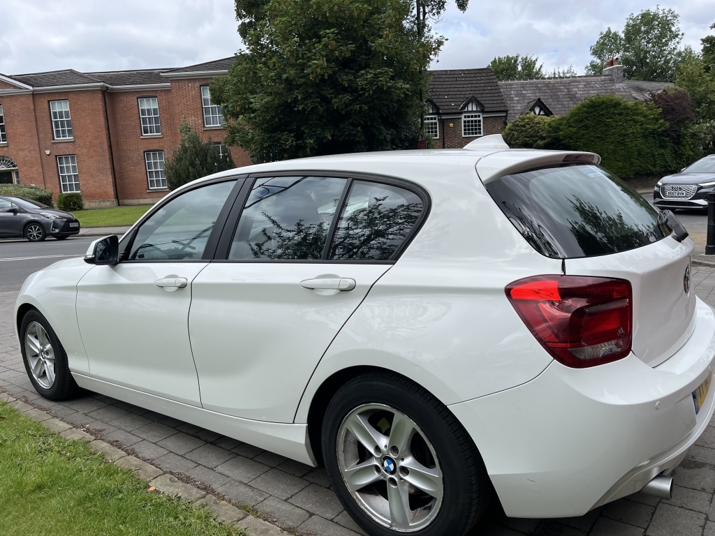 BMW 1 Series 116D Efficientdynamics White #3