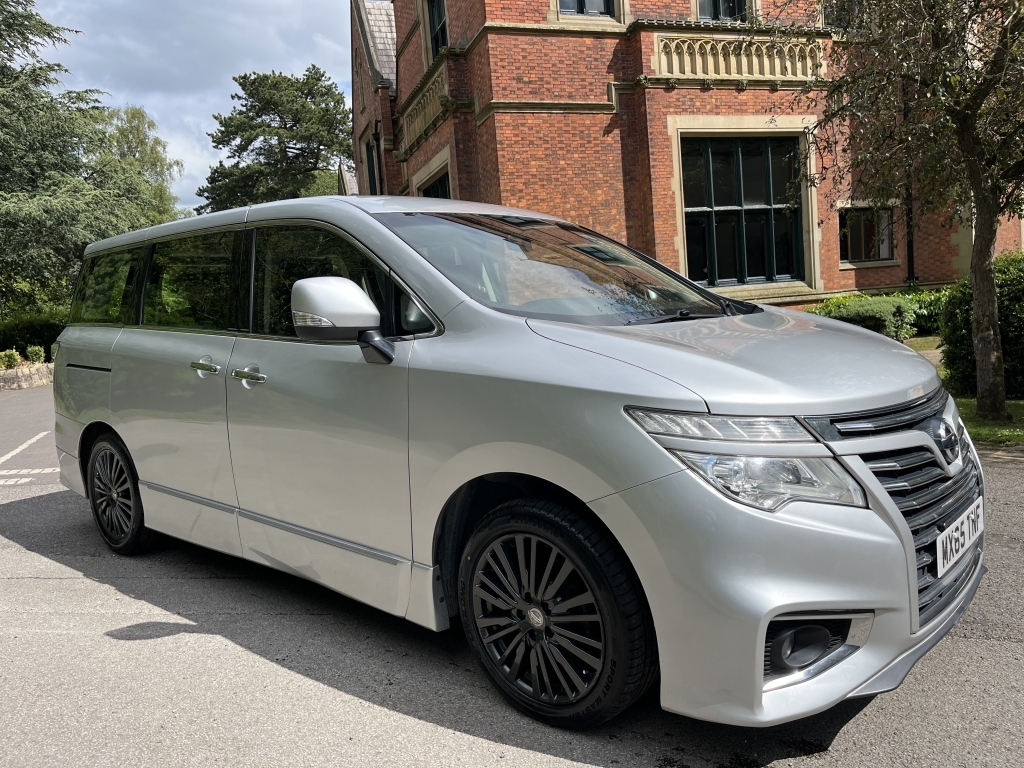 Nissan Elgrand Mpv Silver