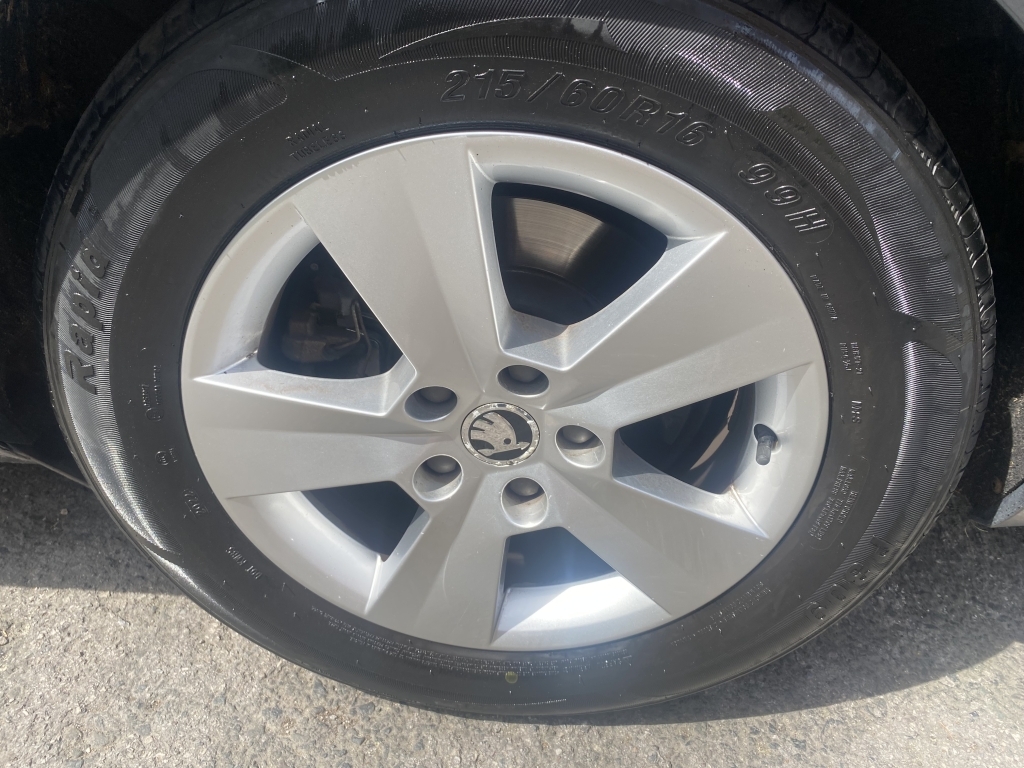 Skoda Superb 2.0 Tdi Elegance Silver #33