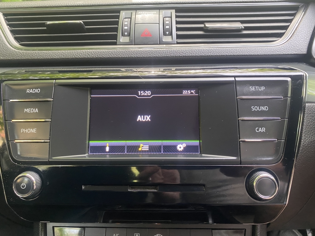 Skoda Superb 2.0 Tdi Elegance Silver #15