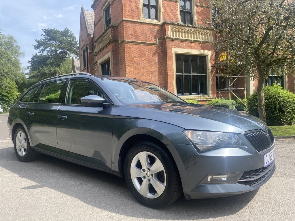 Skoda Superb Estate Grey