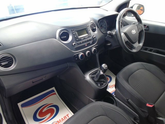 Hyundai I10 1.0 Se Hatchback Euro 6 67 Ps VU68KLF White #2
