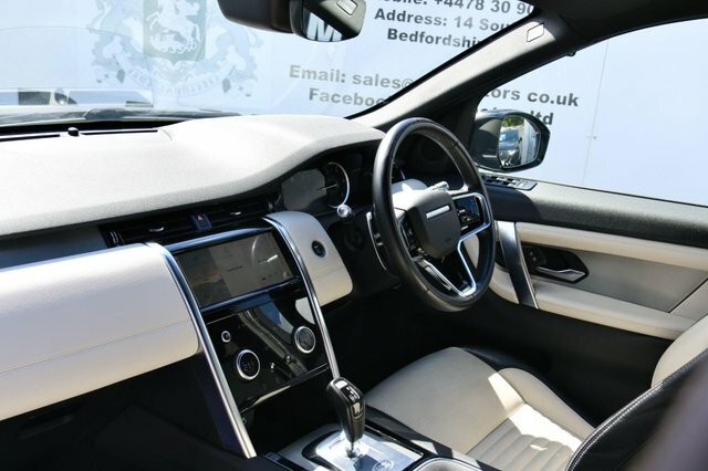 Land Rover Discovery Sport Suv MA21FHJ White #2