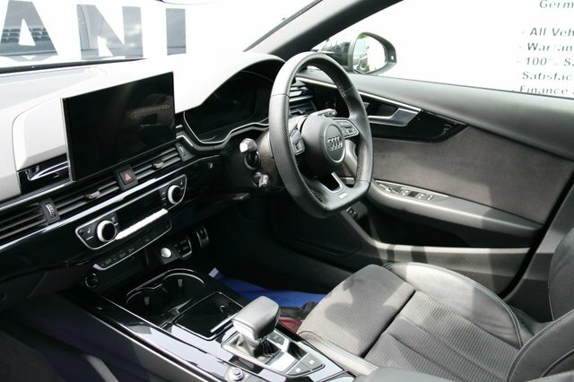 Audi A4 Avant Estate WO23VGD Grey #2