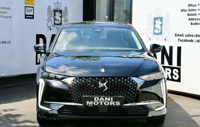 DS DS 4 Hatchback Black #4