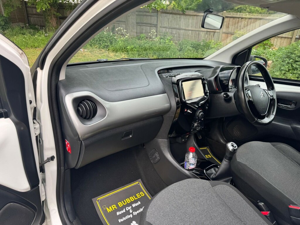 Citroen C1 Hatchback 1.2 Puretech Flair 201666 YK66ZNG White #3