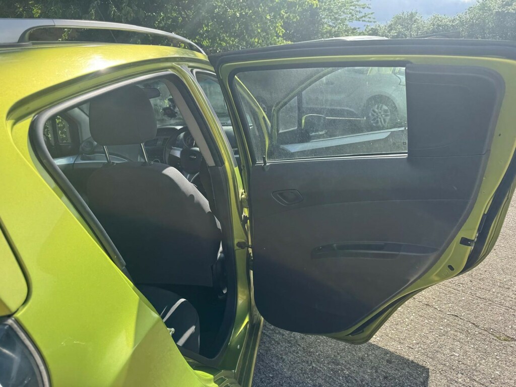 Chevrolet Spark 1.2I Lt Green #18